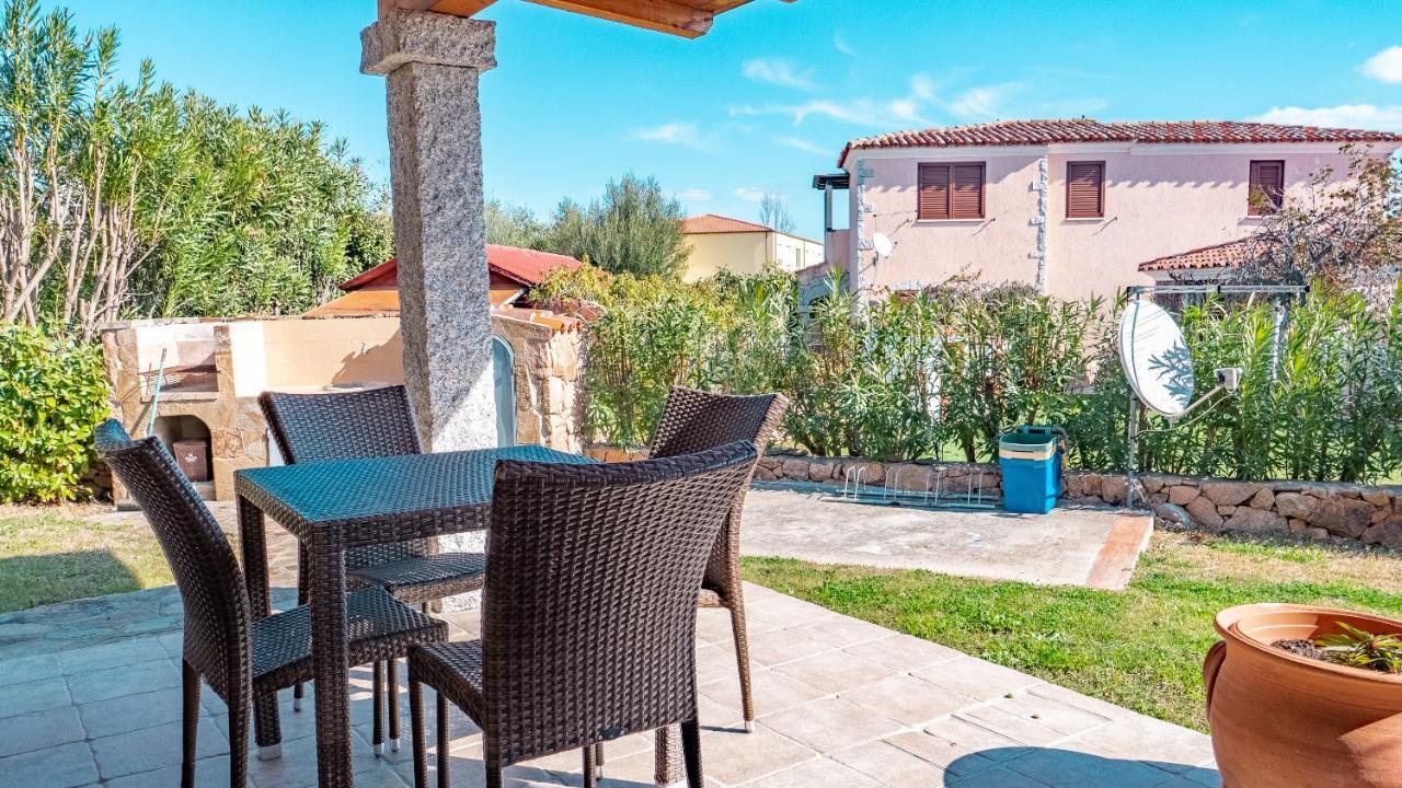 Villetta Con Giardino A 布多尼 外观 照片